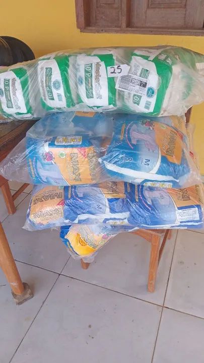 Fraldas 8 unidade cada