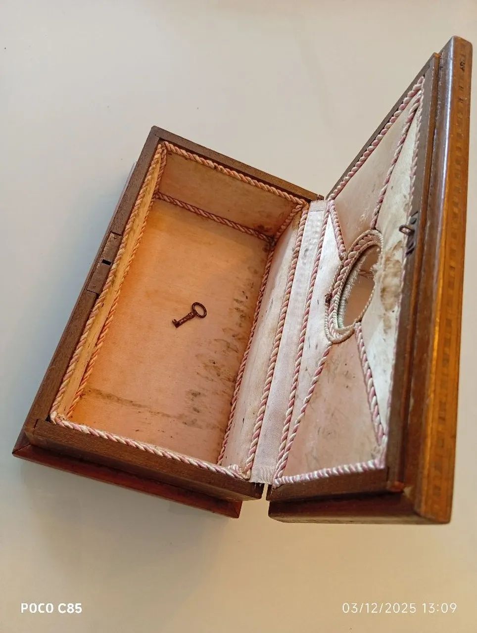 Antiga Caixa em marchetaria  - Foto 5