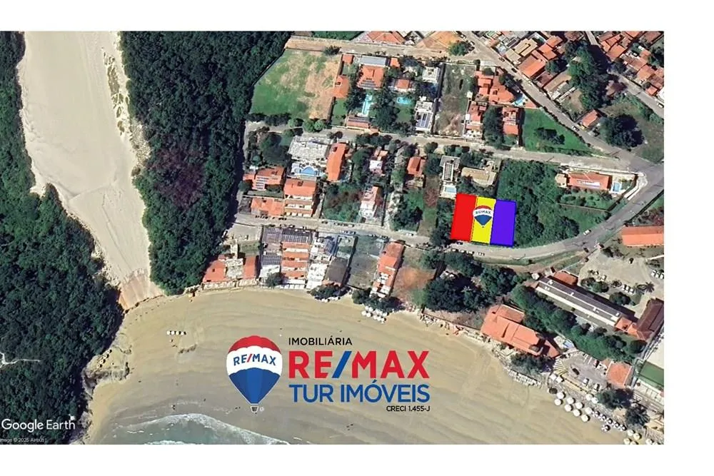 Medindo uma área total de 1.116m² a 50m² da Beira Mar de Ponta Negra e 100m do Morro do Ca