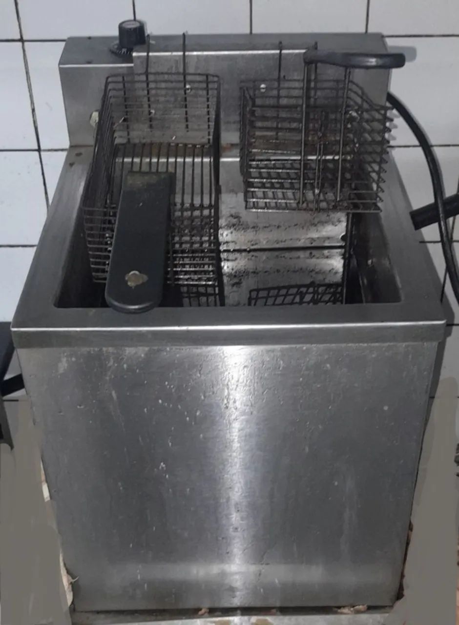 Fritadeira Industrial Inox RIBEIRO INOX 18 Litros 1 Cuba 220v - Semi-Nova