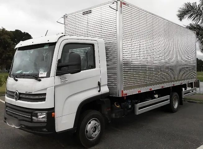 Volkswagen 11180 Delivery Baú 2017 - Foto 2