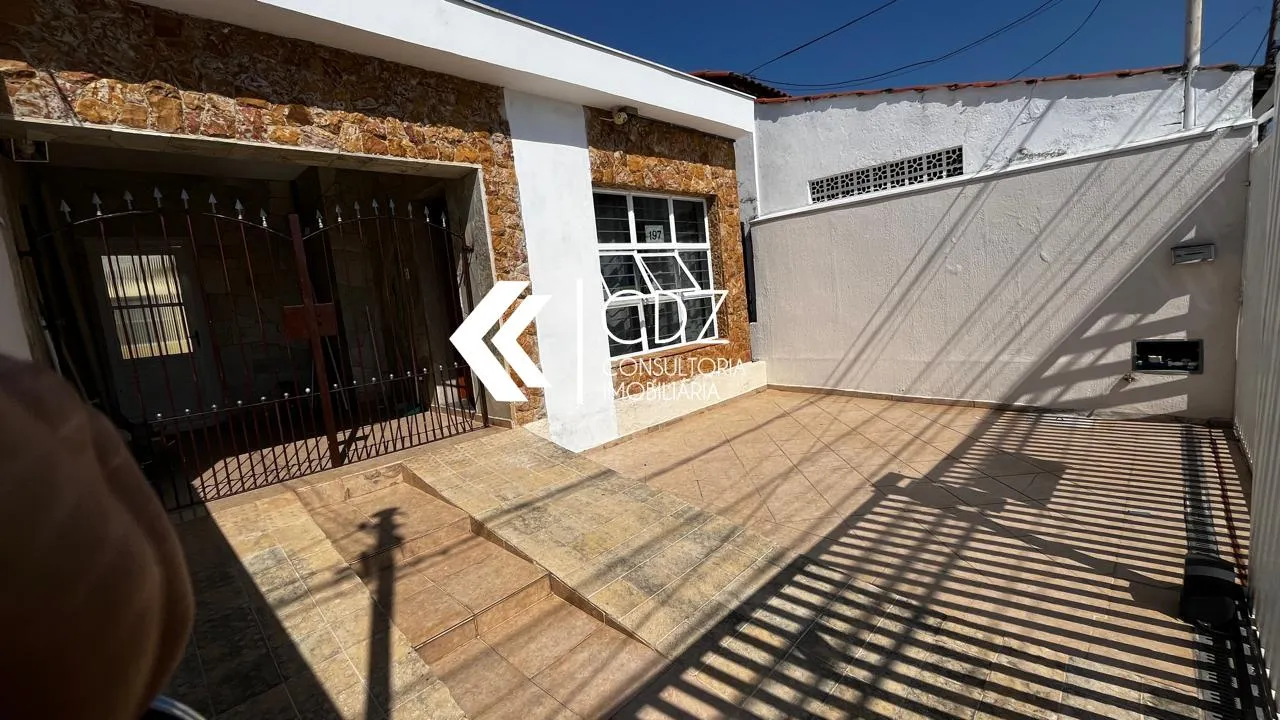 Casa com Edicula à Venda em Votorantim
