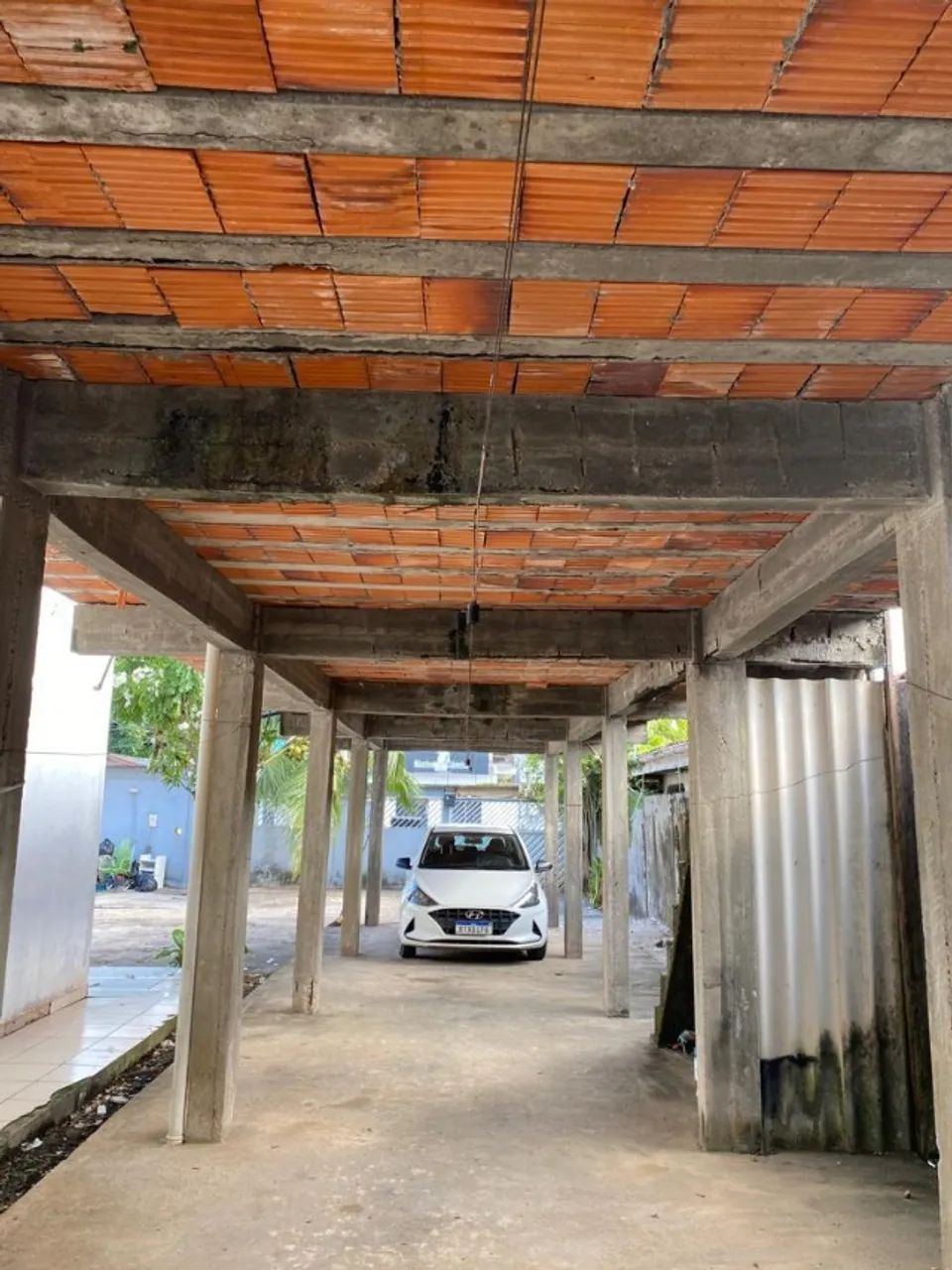 VENDE-SE IMÓVEL RESIDENCIAL BEM LOCALIZADO NO CENTRO - Foto 3