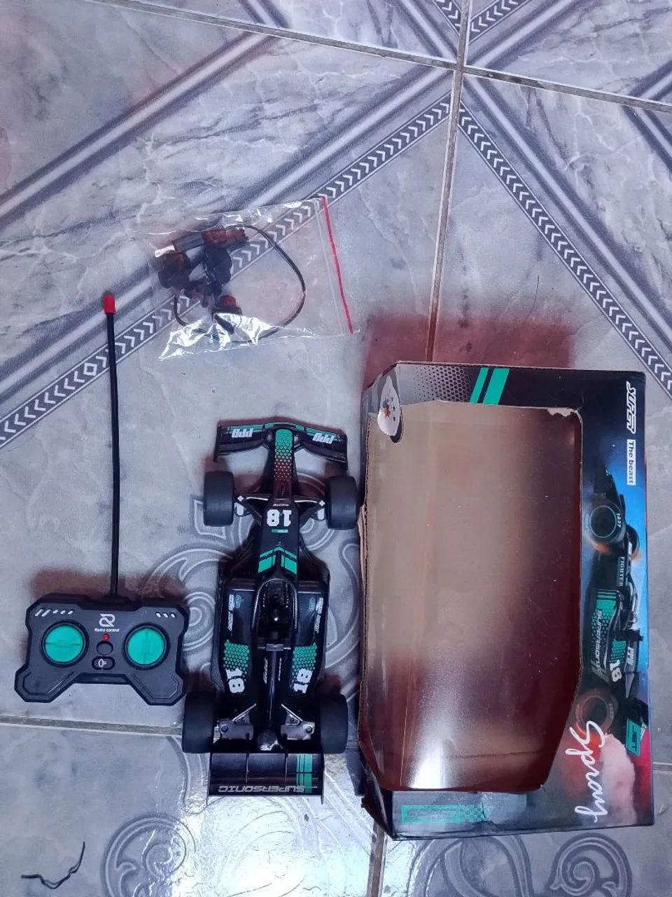 Carro de controle remoto - Foto 2