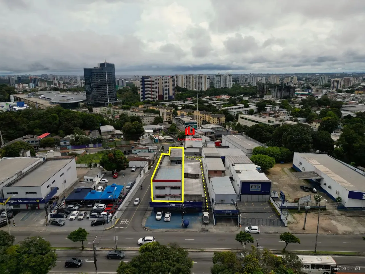 Prédio na Avenida André Araújo Locação!