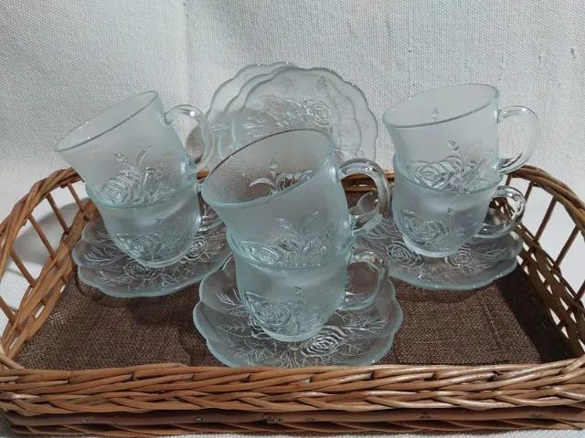 Conjunto de Xícara de Chá de Vidro com Rosas