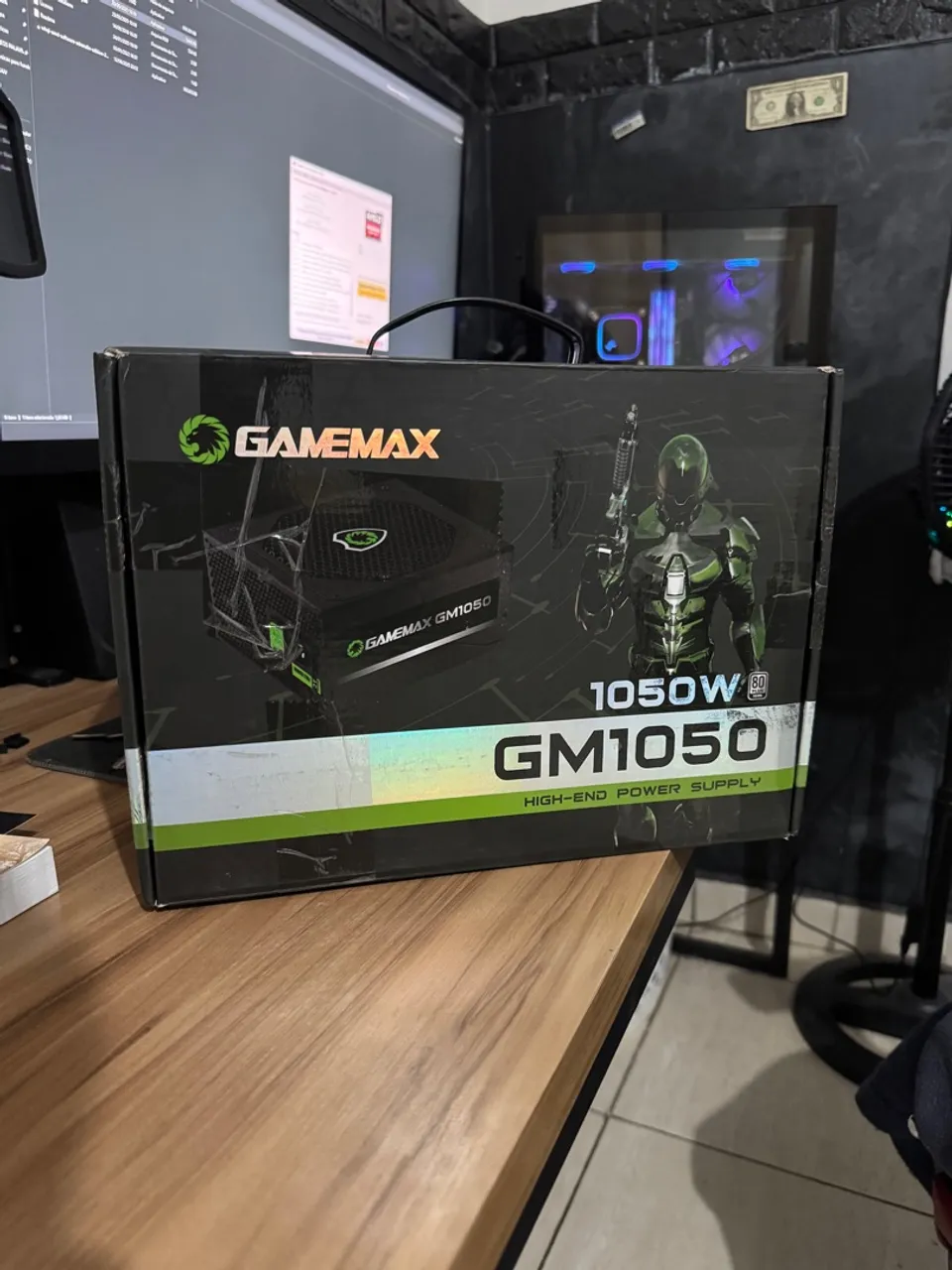 Fonte Gamemax GM1050 1050W (Semi modular) (Cartão 12x)