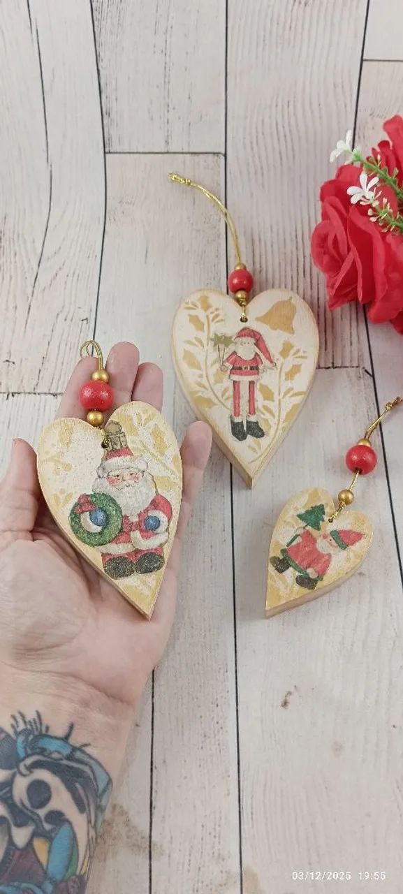 Trio de penduricalhos natalinos em pinus  - Foto 6