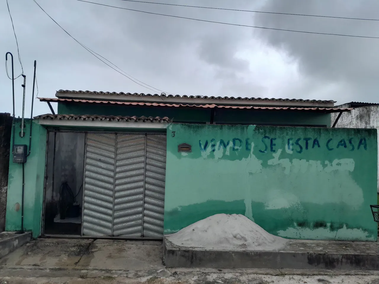 Vendo Casa, Bairro Sta Luzia.