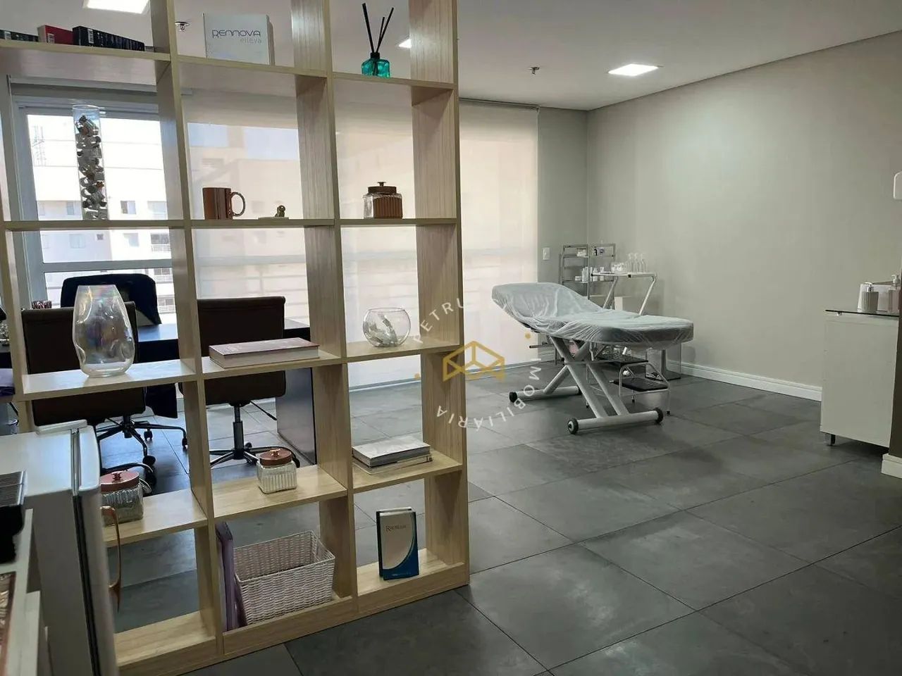 LINDA SALA COMERCIAL para LOCAÇÃO no MARCO ZERO TOWER