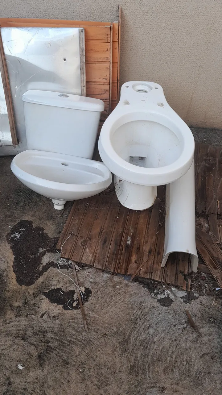 Vendo conjunto completo Bom estado