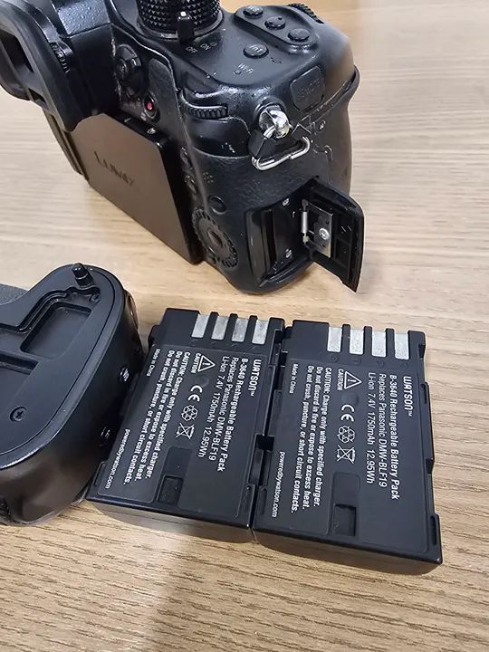 Câmera Panasonic Lumix GH4 - DSLR ** leia a descrição ** - Foto 3