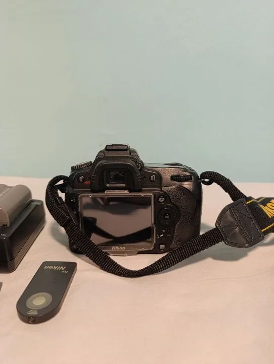 Câmera Nikon D90 + rara lente Sigma 28-300mm + acessórios  - Foto 2