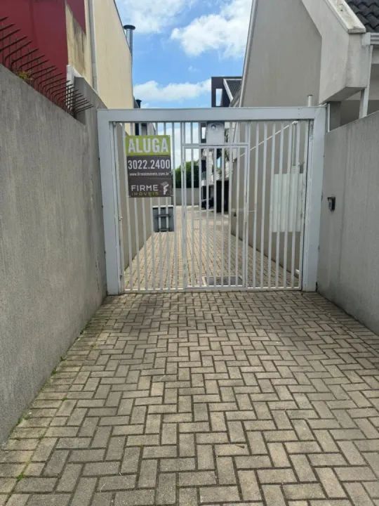 Sobrado com 3 quartos para alugar por R$ 4100.00, 125.04 m2 - BOQUEIRAO - CURITIBA/PR - Foto 2