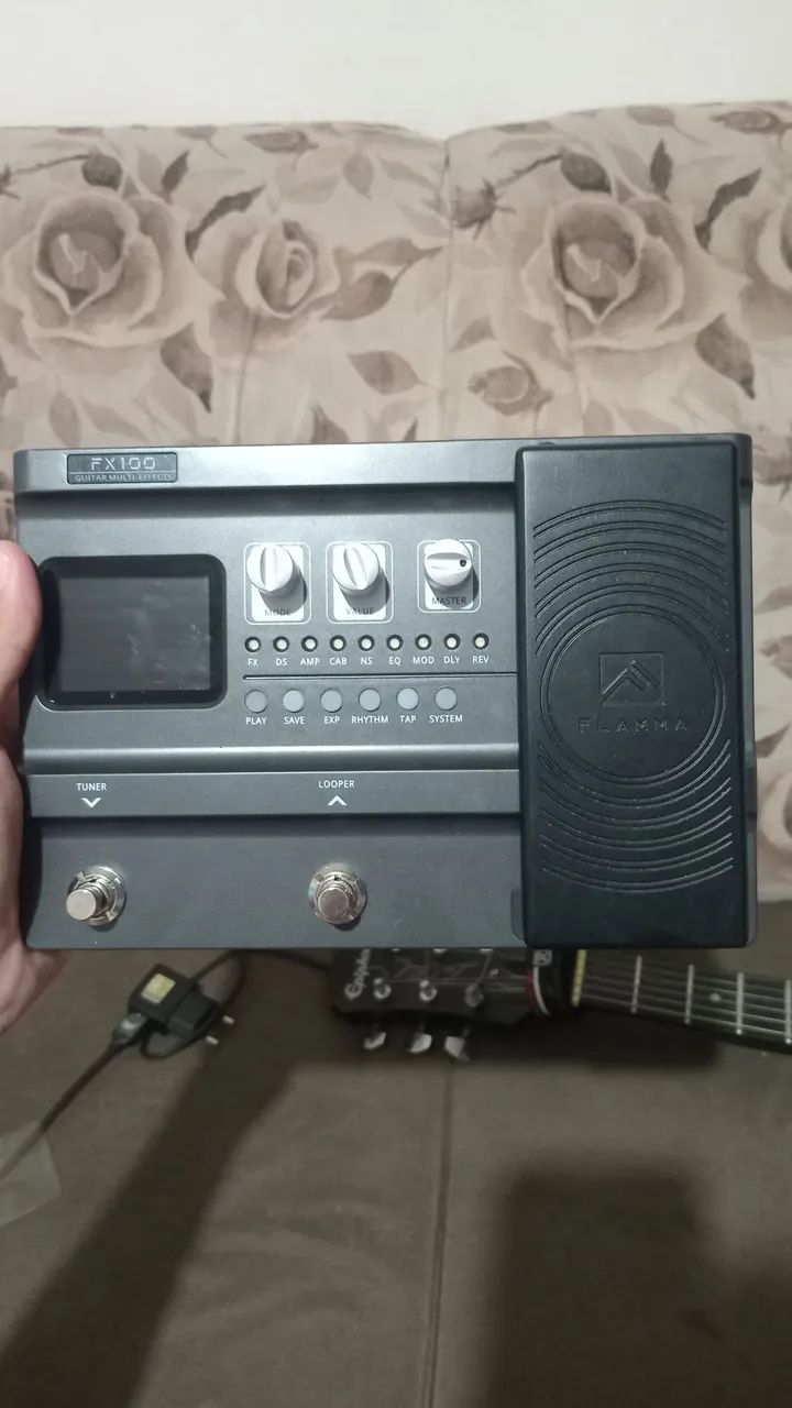 Pedaleira Flamma FX100 Guitar Multi Effects (TROCO POR TANK G) - Foto 3