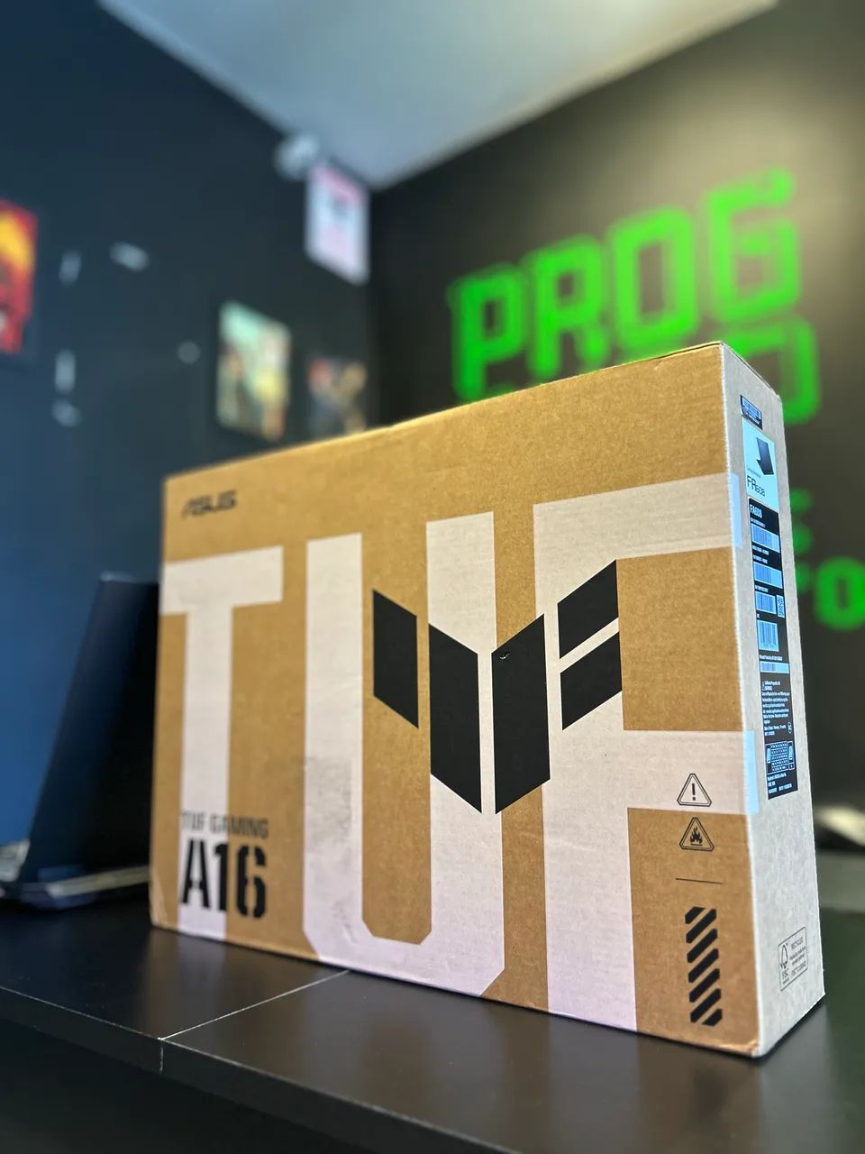 Notebook Asus TUF A16 - RTX 5070 / Ryzen 9 - 5.2GHz / 32GB DDR5 / SSD 1TB (Aceito Trocas) - Foto 6