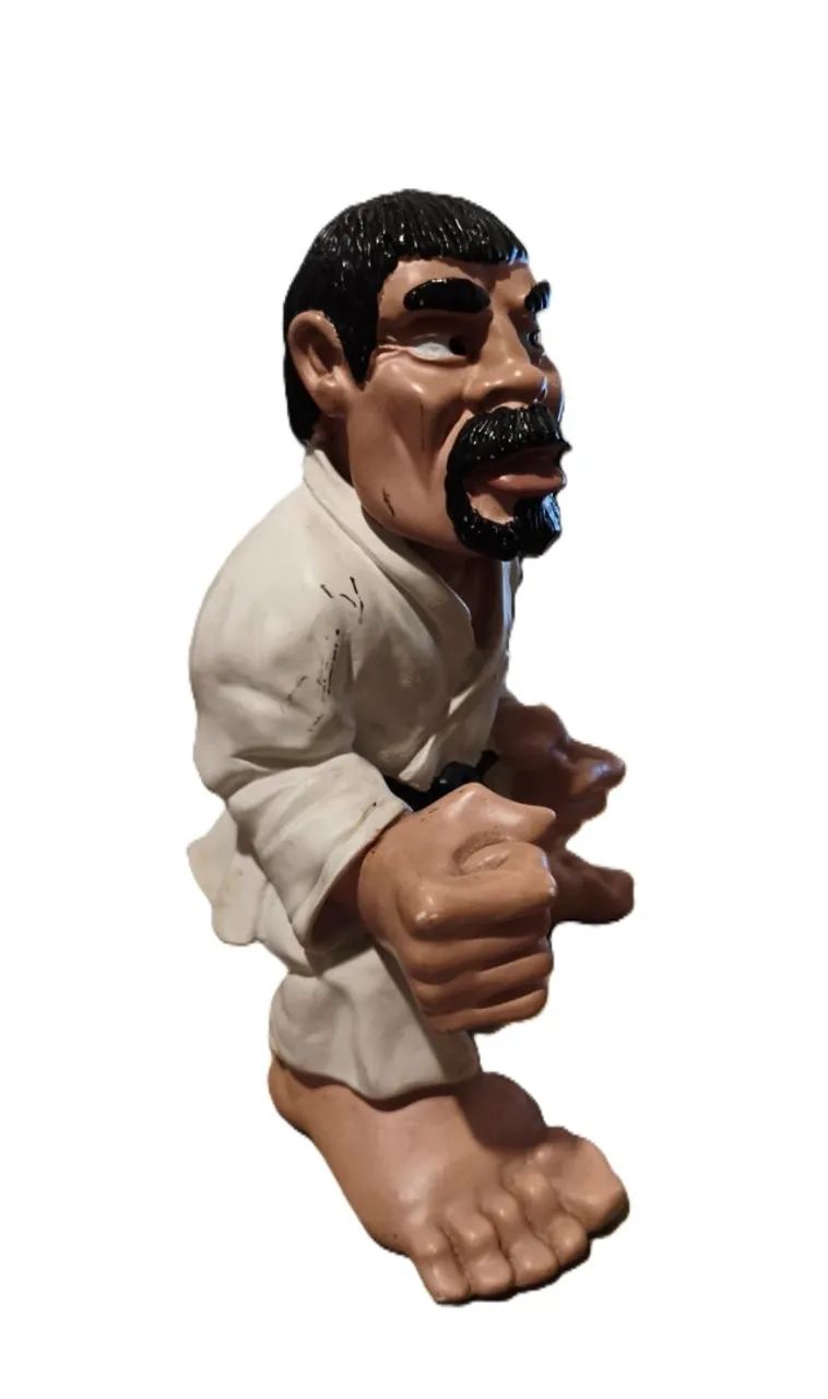 Estatua Lutador - 18cm - Foto 2