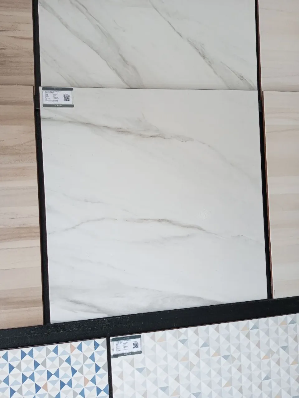 CARRARA BRILHANTE POINTER - 26,90 M2