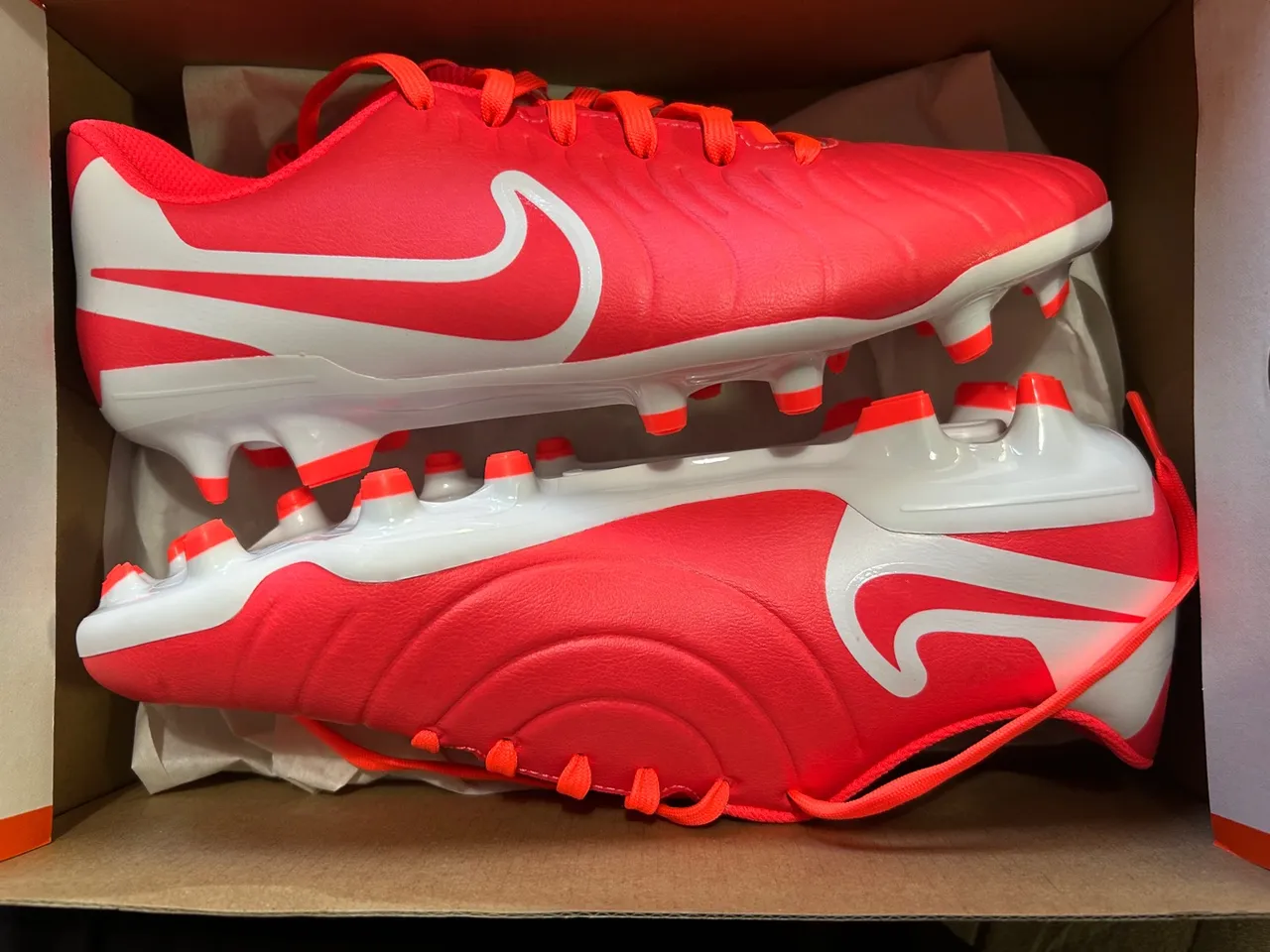 Chuteira Nike - Novas