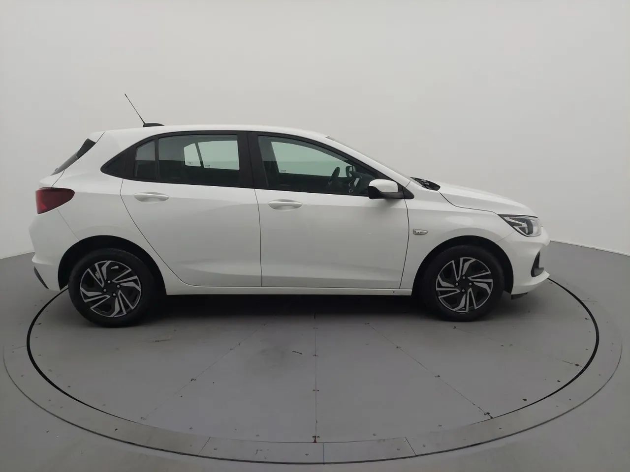 Chevrolet Onix HATCH LT 1.0 12V FLEX MEC. 4P, foto 6 de 18