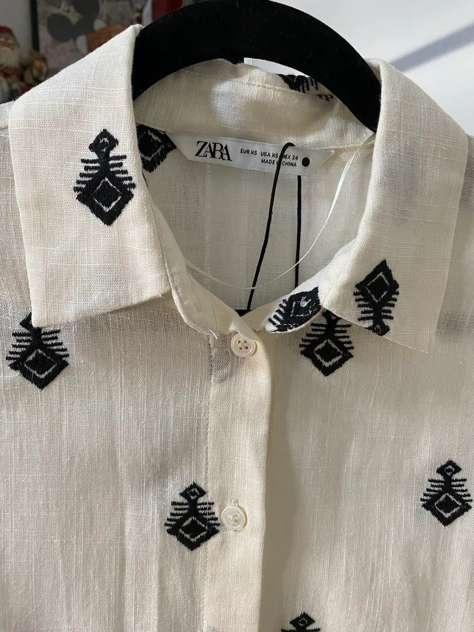 Camisa Zara com bordados  - Foto 5