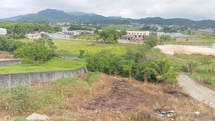 Vendo terrenos em Governador Celso Ramos-SC - 360 m2 de área. - Foto 2
