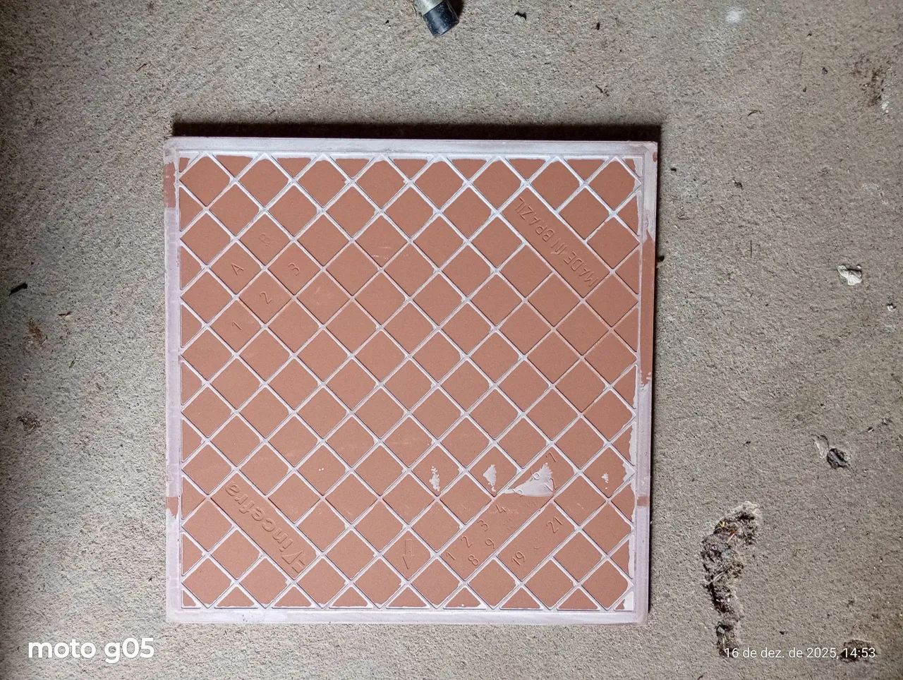 Vendo porcelanato 35x35 branco - Foto 2