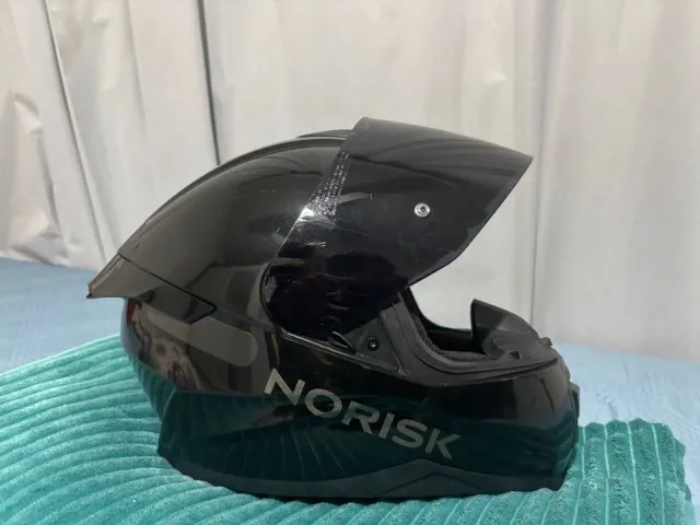 CAPACETE NORISK RAZOR MONOCOLOR SOLID BLACK EDITION