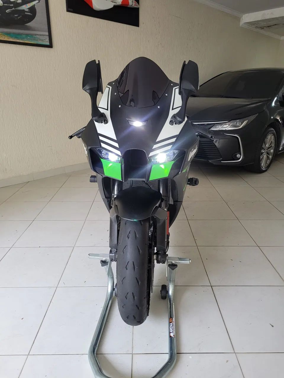 Kawasaki Zx-10/ Zx-10r 1000cc 2022 - 1454182412 | OLX