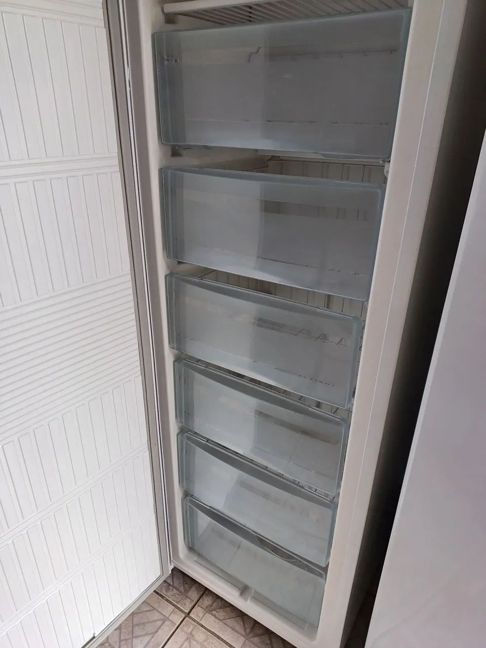 Freezer Electrolux Frost Free FFE 24 + Entrega grátis em Sorocaba - Foto 5