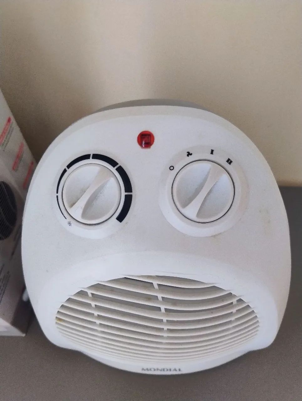 Aquecedor e Desumidificador de Ar Mondial 1500 Watts - Foto 3