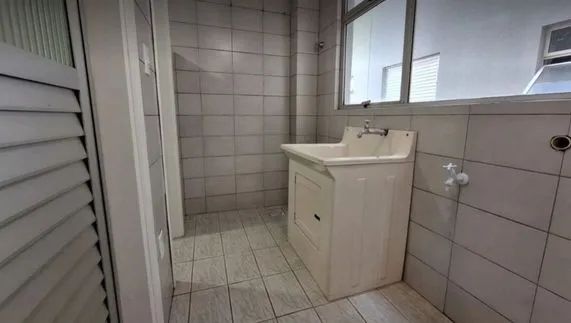 Apartamento com 4 Quarto(s) e 3 banheiro(s) para Alugar, 120 m² por R$ 3450 / Mês - Foto 2
