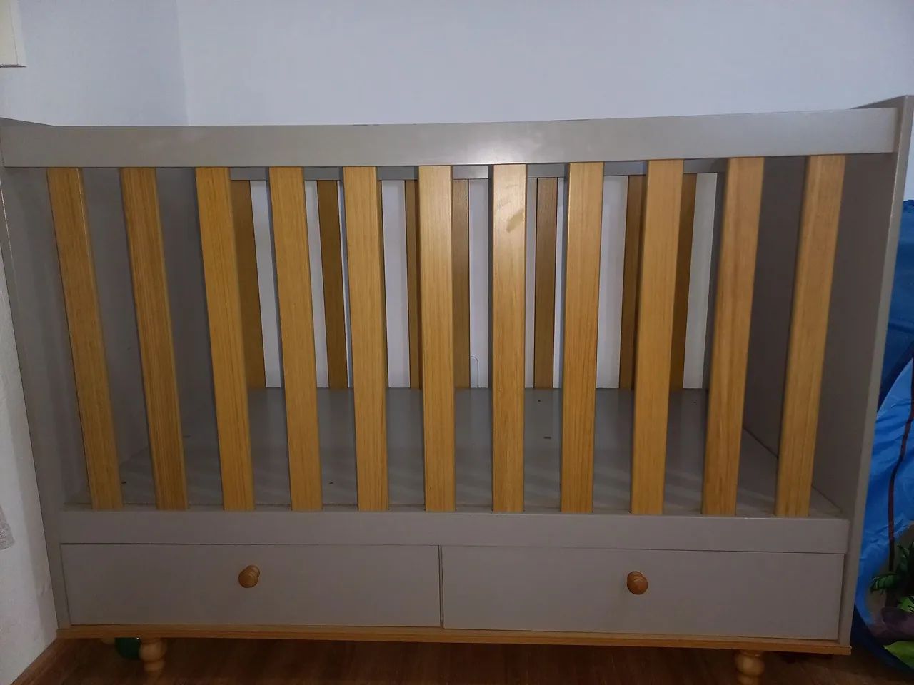 Berço com 2 gavetas - seminovo  - Foto 2