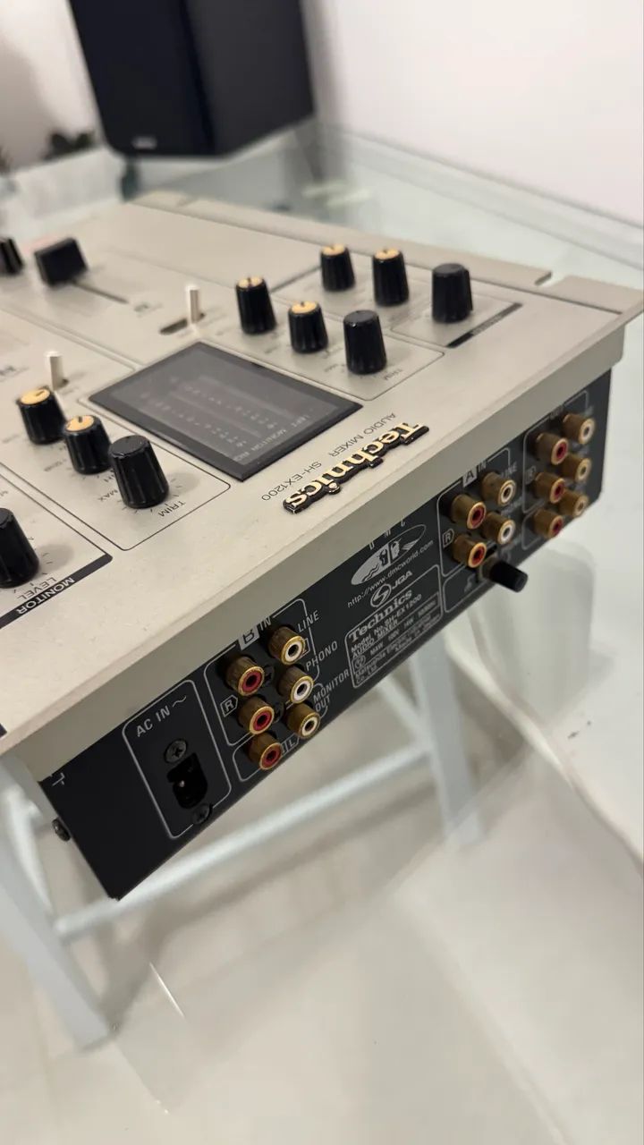 Mixer DJ Technics EX 1200 DMC Oficial Scratch - Equipamentos e