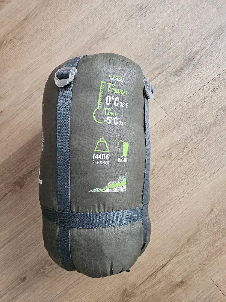 Saco de Dormir Quechua Forclaz 0º. Super leve. - Foto 2