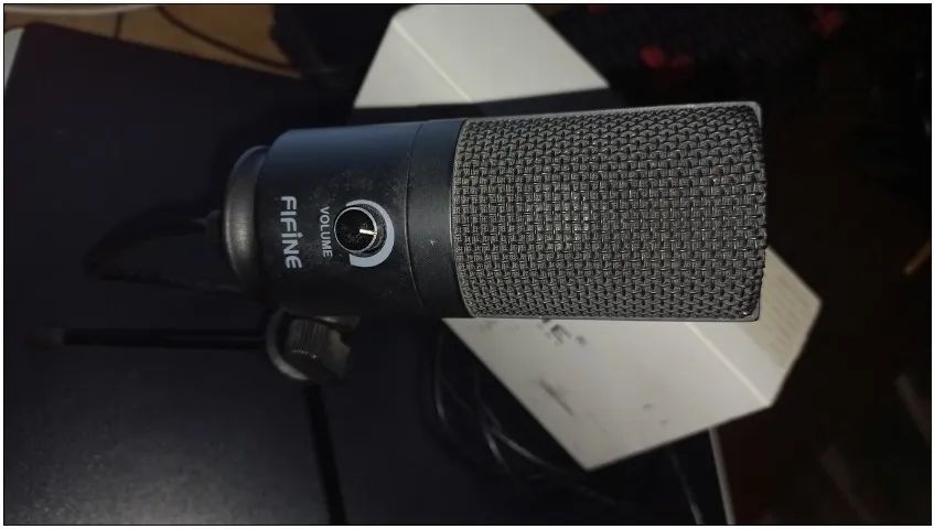 Microfone condensador Fifine K669 Usb Com Tripé - Foto 4