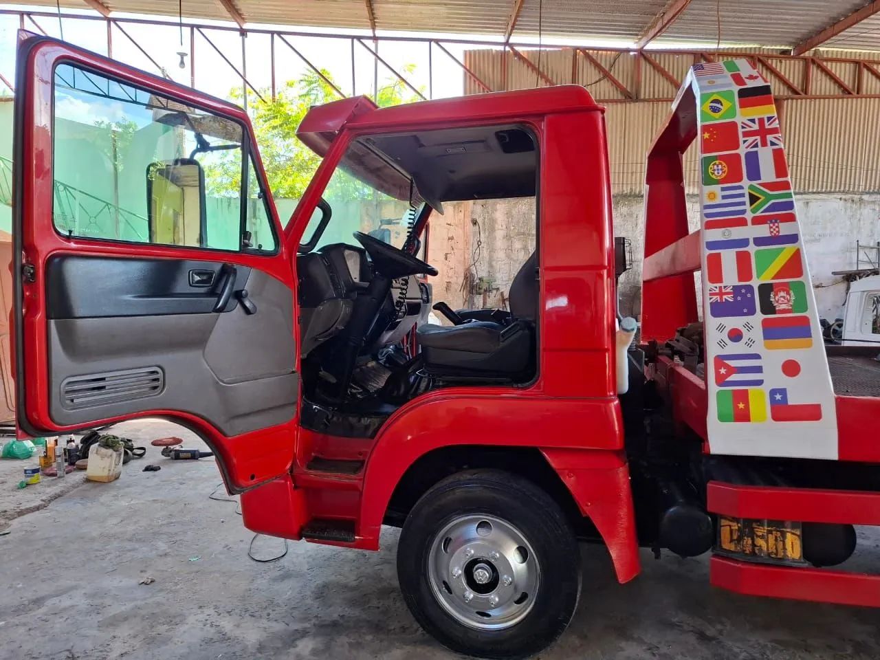 CAMINHÃO PLATAFORMA 6M VOLKSWAGEN 9-160-E-DELIVERY  - Foto 3