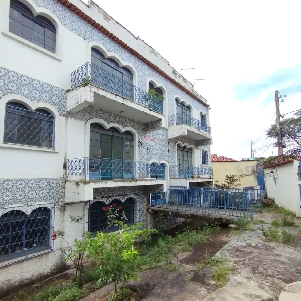 Imóvel para aluguel tem 100 metros quadrados com 3 quartos em Chácara - Betim - MG