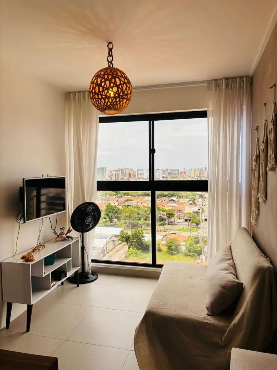 Alugo qto e sala mobiliado e lazer completo