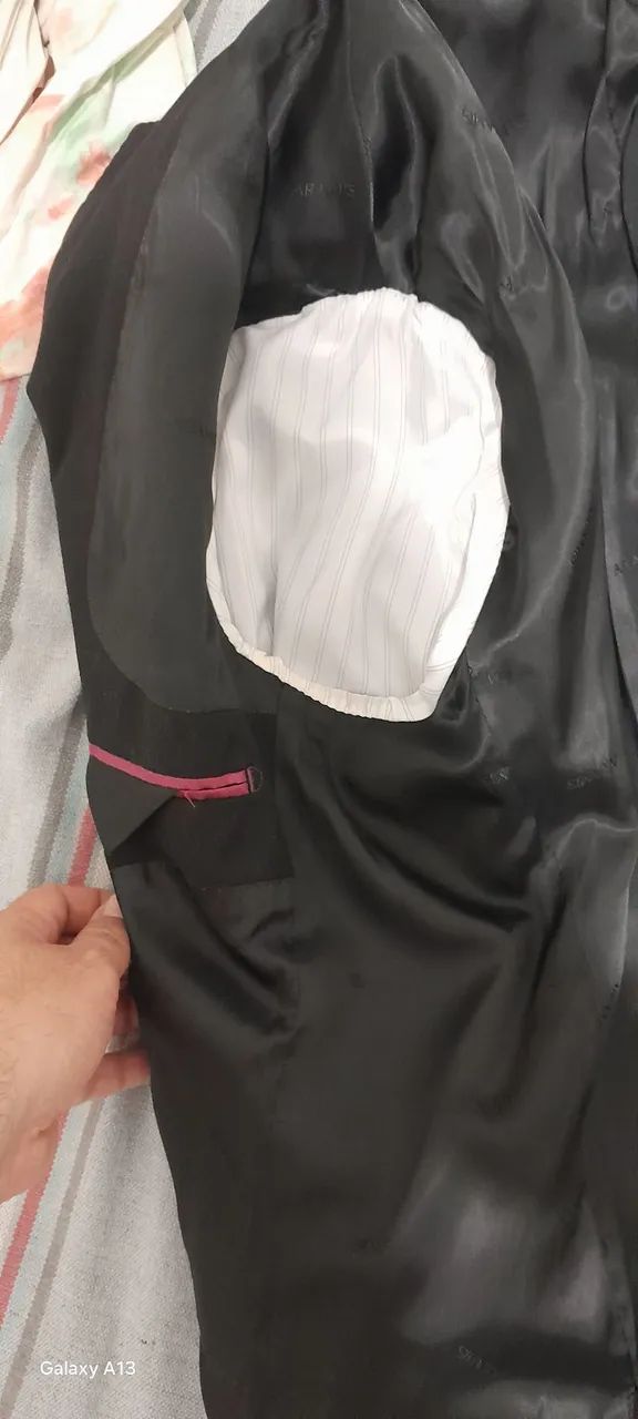 Terno só a parte de cima ,TAM g ,70 $  - Foto 2