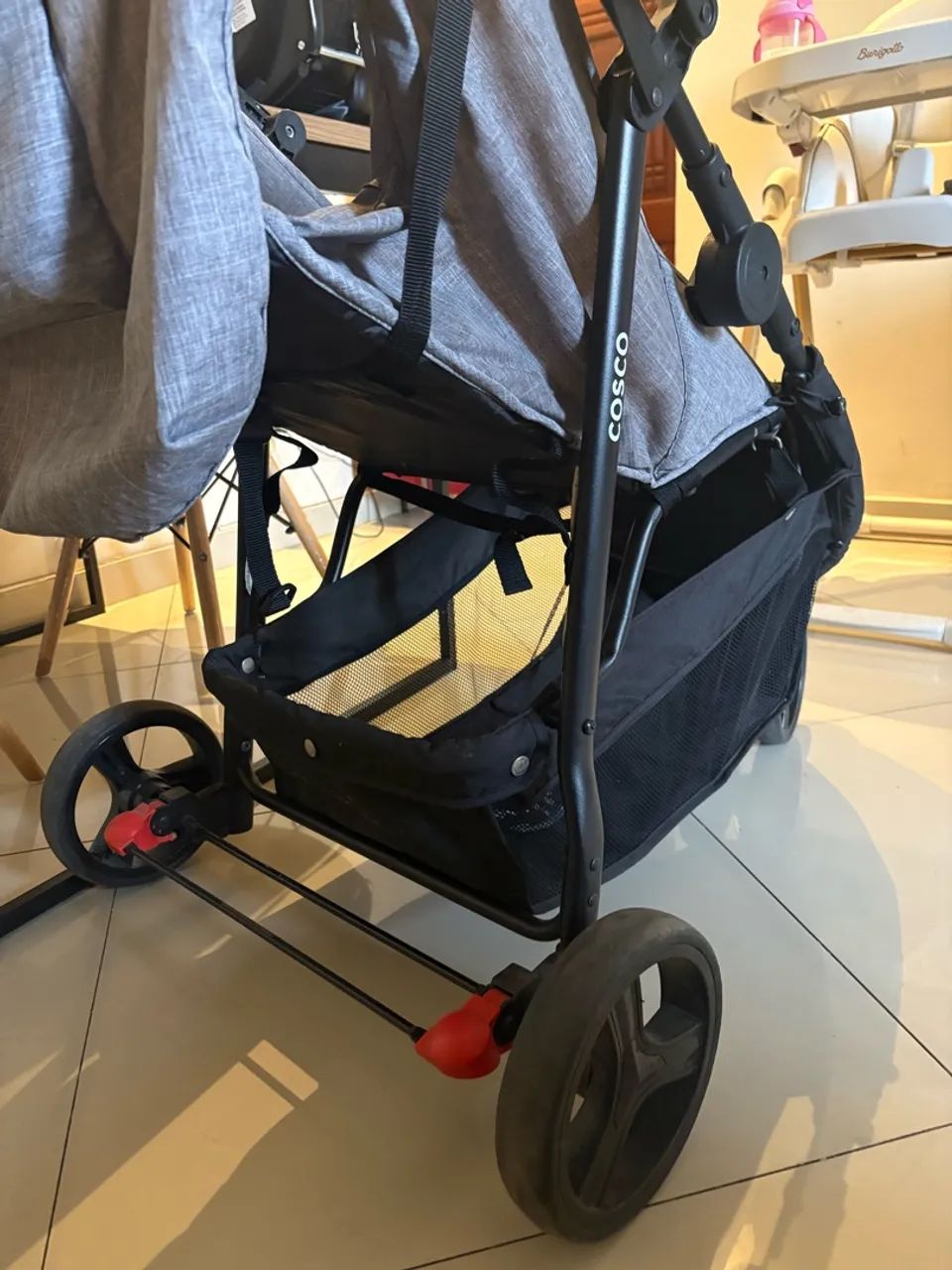 Carrinho de bebê cosco  - Foto 2
