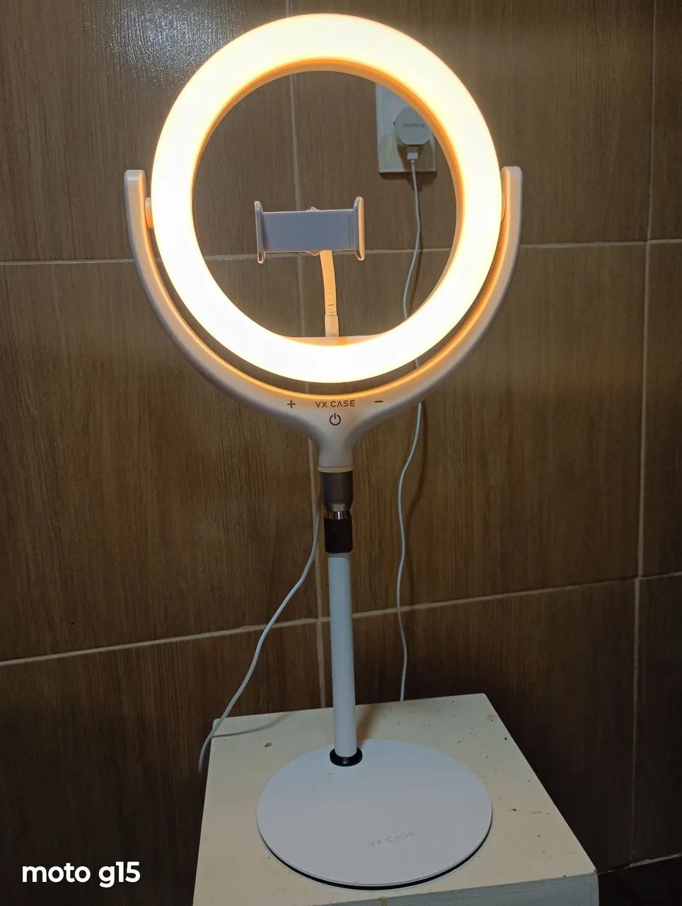 ? VENDO RING LIGHT COM SUPORTE PARA CELULAR! - Foto 2