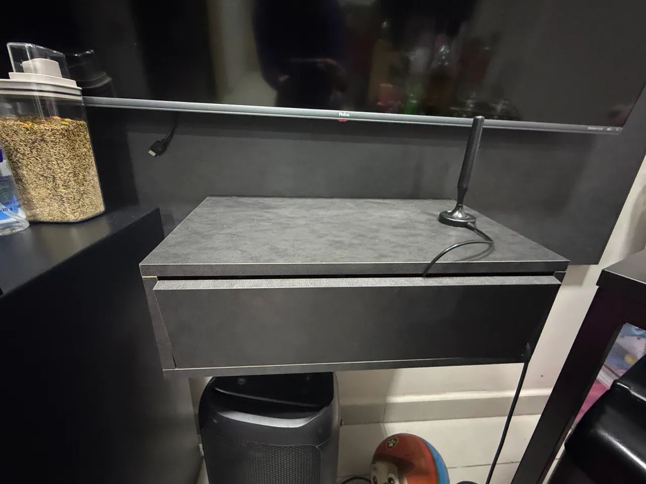 Painel de televisão com gaveta em MDF - Foto 4