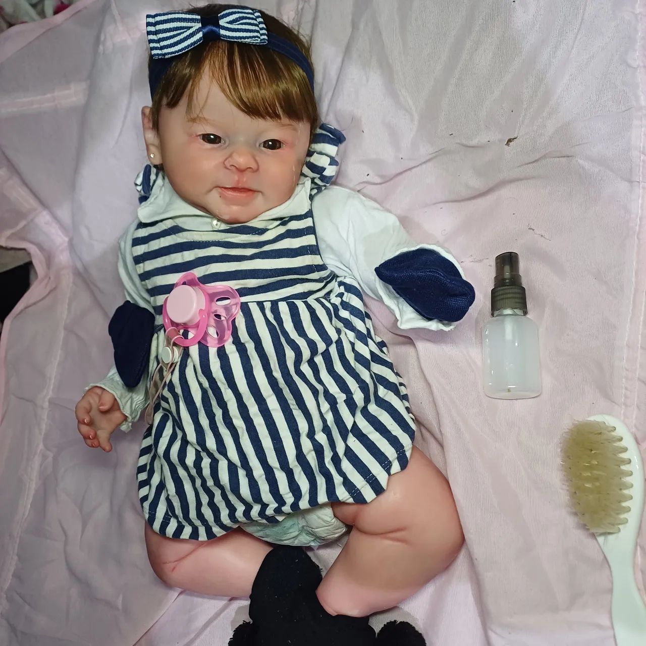 bebê reborn com acessórios (tem conversa no valor) - Foto 3