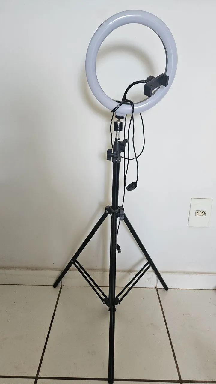 Ringlight Led Luz Profissional Celular Com Tripé Ajustável<br> - Foto 2