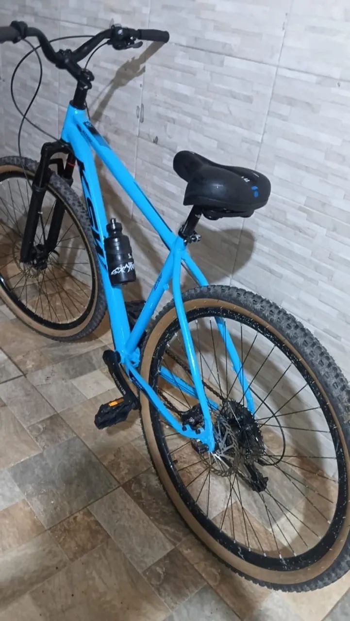 Duas bicicletas aro 29 