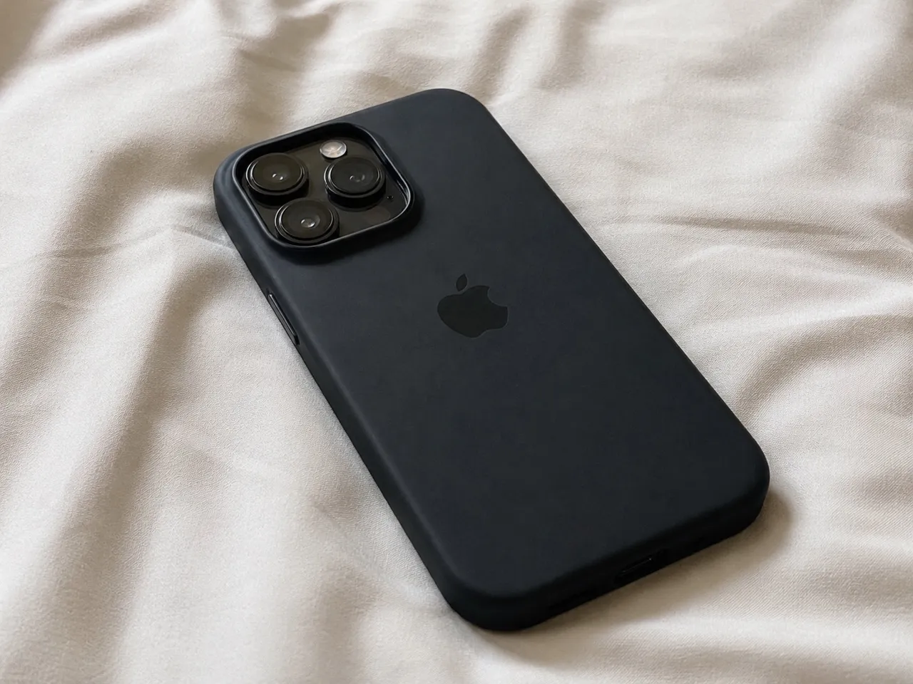 Iphone 15 Plus 128gb preto - Celulares e Smartphones - Poço