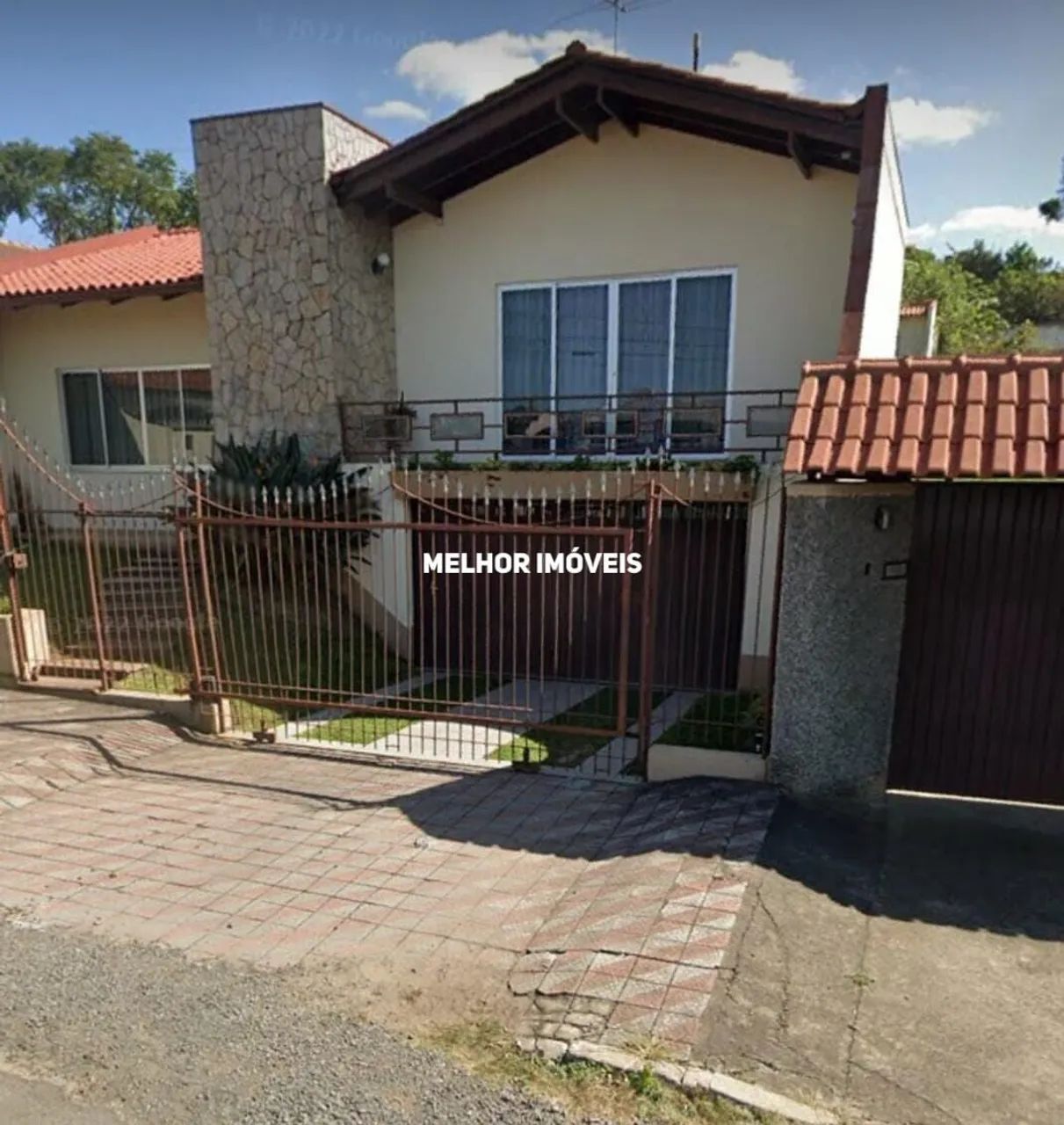 Casa com 03 dormitórios, com edicula no fundo localizado em Lages- SC - Foto 2