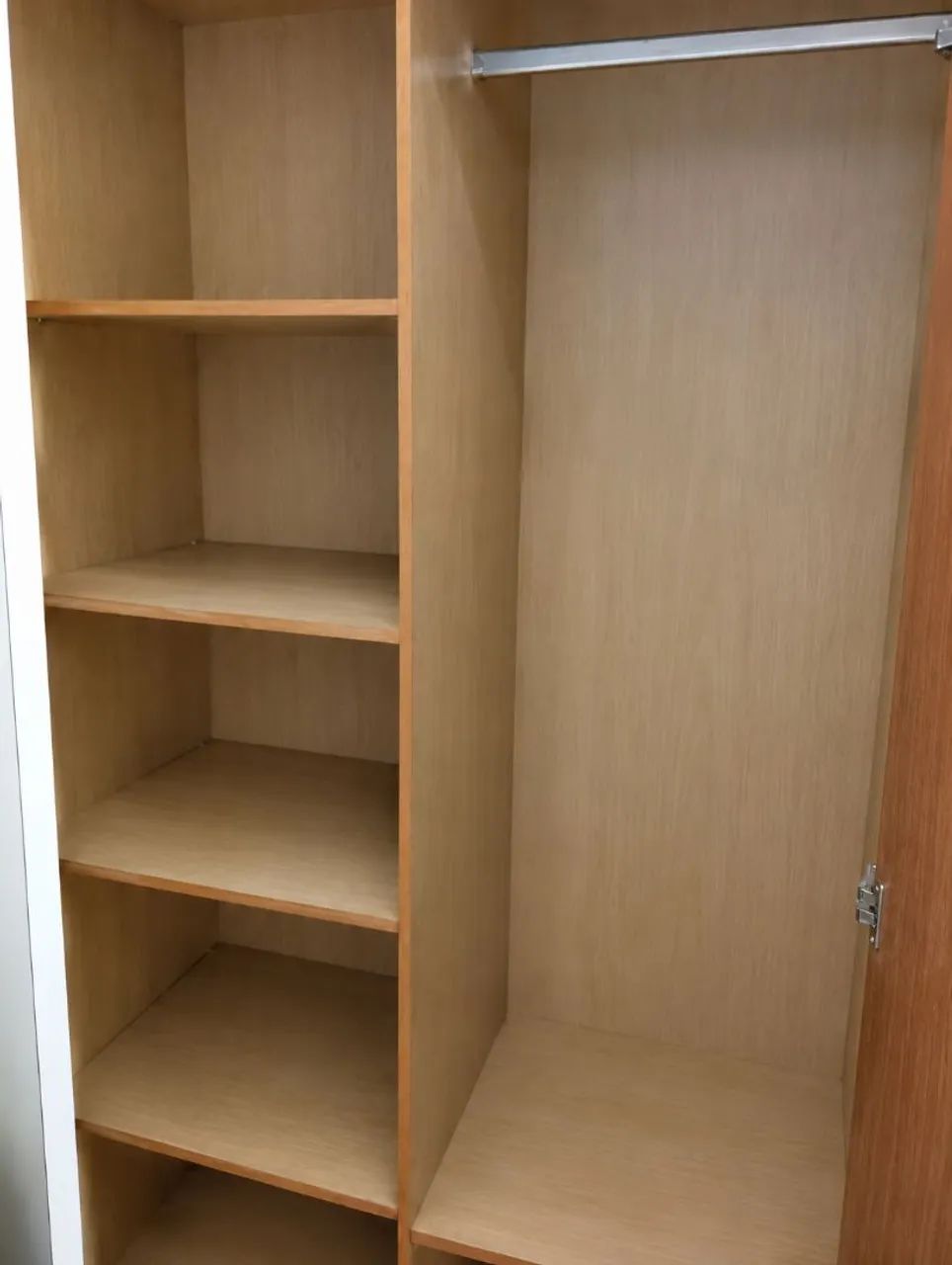 Guarda-Roupa 4 Portas de Madeira - Ótimo Espaço - Foto 3