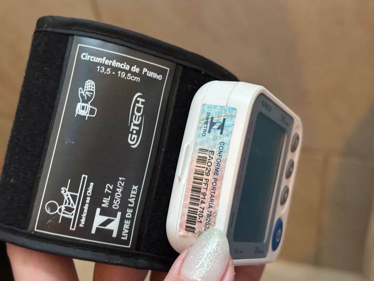 Aparelho de pressão digital de pulso G-Tech GP400 - Foto 4